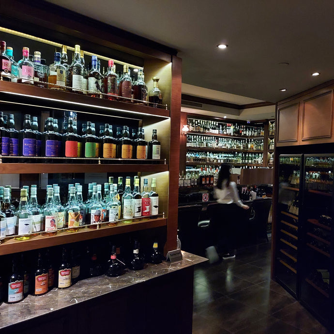 The Auld Alliance Singapore: The Charming Classic Bar That Constantly Draws Whisky & Rum Lovers