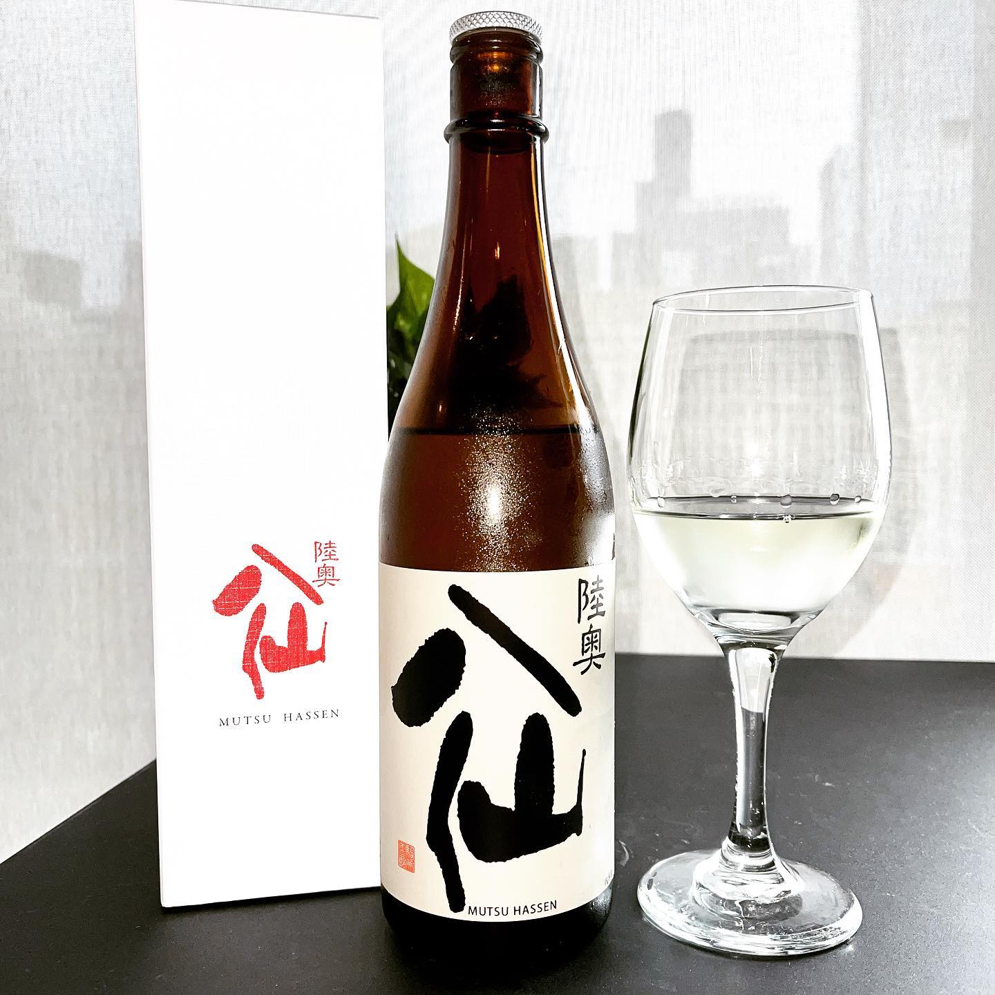 Mutsu Hassen 陸奥八仙 黑ラベル 純米吟釀 Junmai Ginjo 55% Seimai Mutsu Hassen 陸奥八仙 黑ラベル 純米吟釀 Junmai Ginjo 55% Seimai