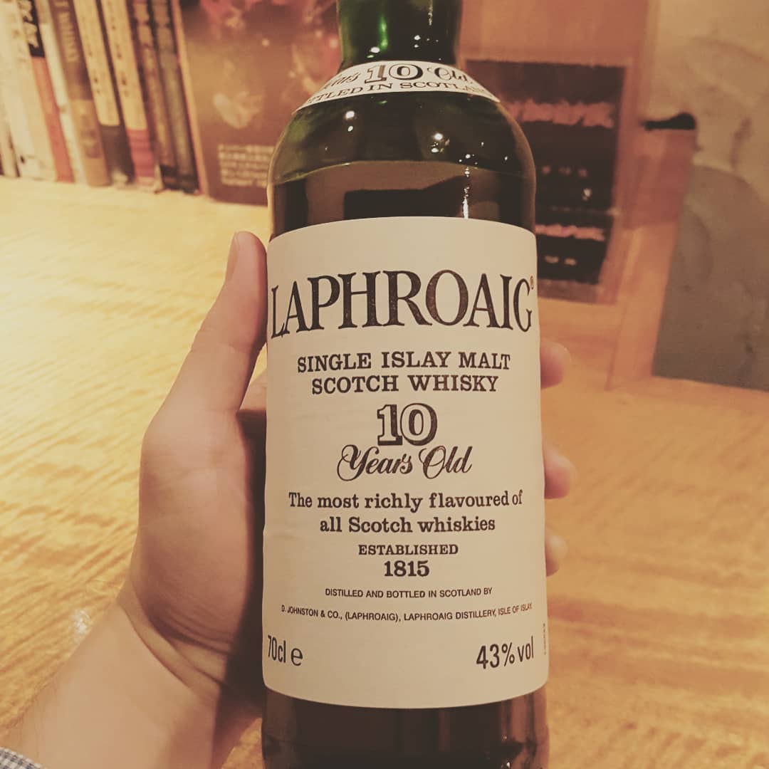 Laphroaig 10, 1980s, Pre-Royal Warrant (1994), 43% abv. – 88 Bamboo