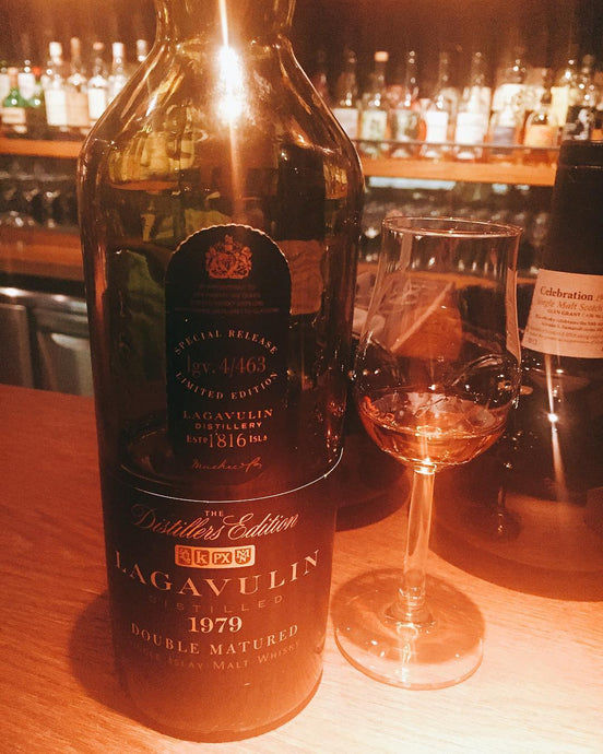 Lagavulin 1979 Distillers Edition,  lgv.4/463, 43% ABV