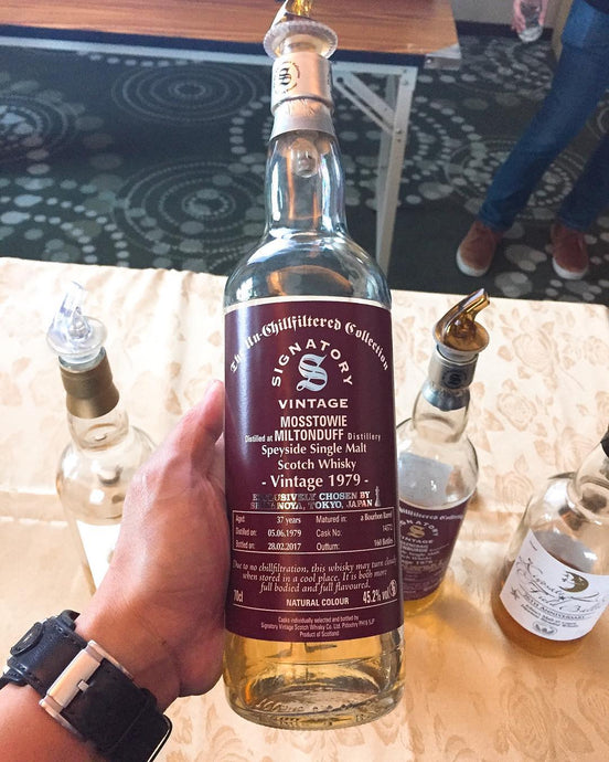 Signatory Vintage Mosstowie (Miltonduff) 1979/2017 37 Year Old Shinanoya 45.2%