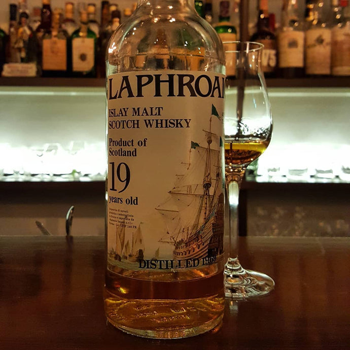 Laphroaig 19, 1969, Old ship label Bottled by Gordon & MacPhail for Sestante, 40% abv.