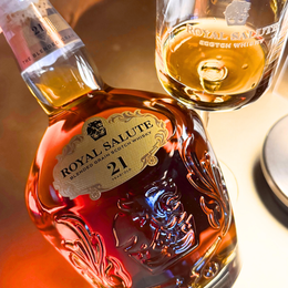 Taste Testing The Royal Salute 21 Year Old Blended Grain Scotch Whisky